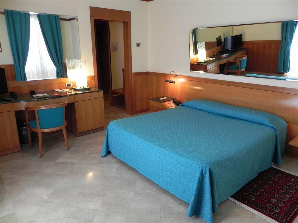Hotel Vecchio Mulino Monopoli Exterior foto